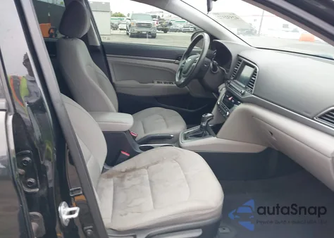 2017 Hyundai Elantra Se z USA, uszkodzony, nr VIN 5NPD84LF0HH016084